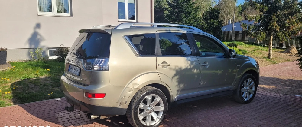 Mitsubishi Outlander cena 21000 przebieg: 378000, rok produkcji 2009 z Dobrzany małe 56